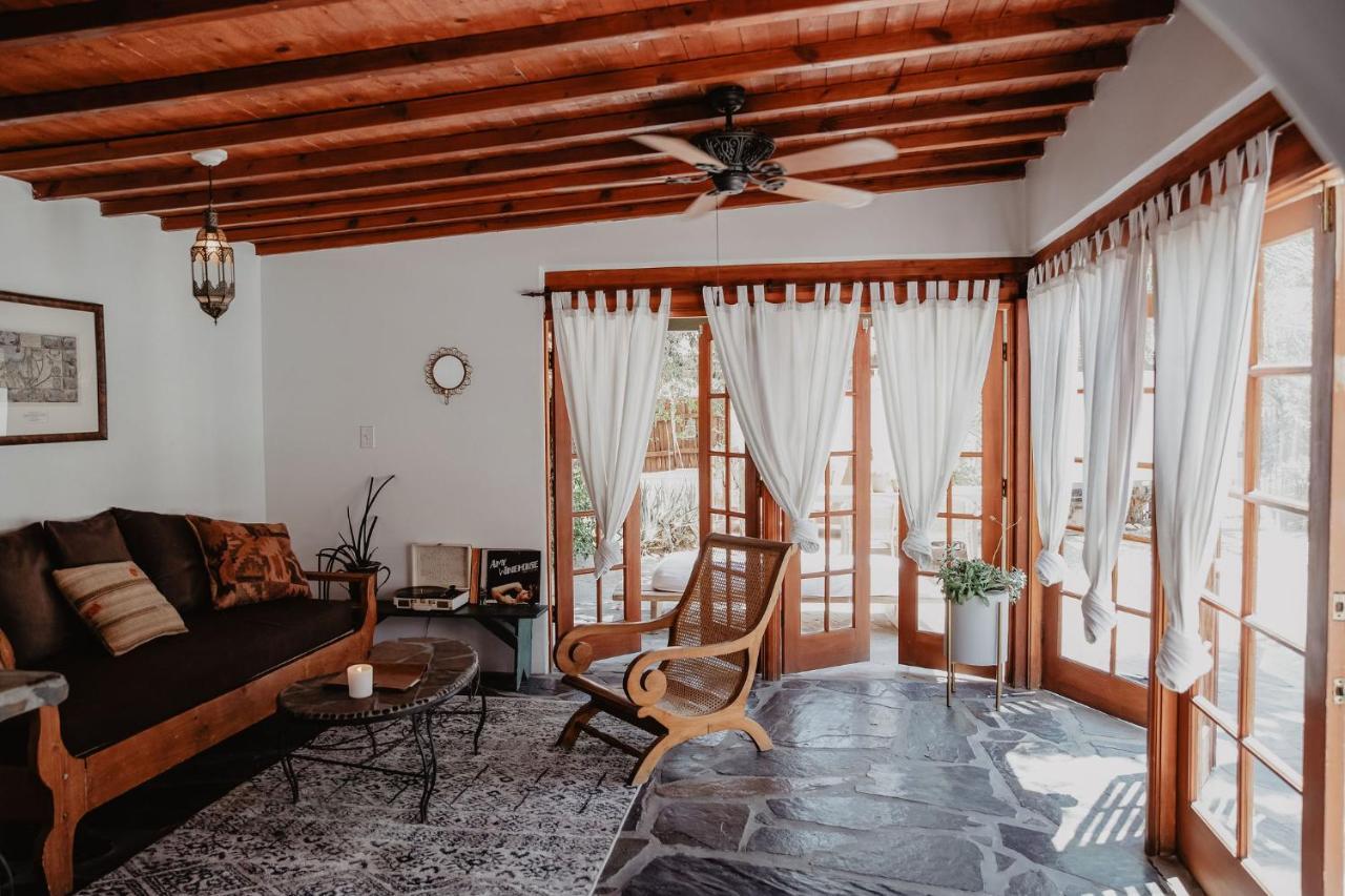 Korakia Pensione Palm Springs Ngoại thất bức ảnh